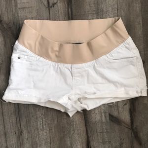 Old Navy Maternity shorts